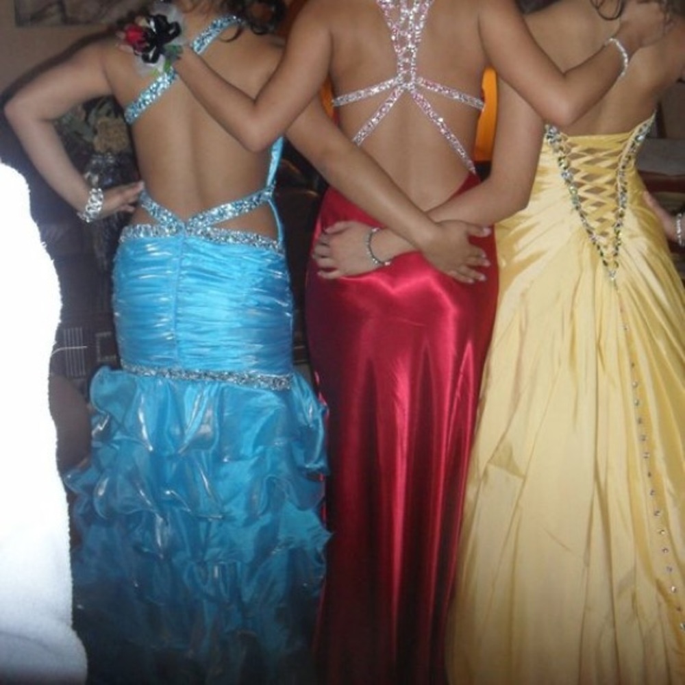 Prom dress - Picture 8 of 8
